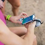 FuelBelt-Helium-Tech-Fuel-Hand-held-Hydration-Phone-Holster--Black-Magnet-Gray-10oz-MS3189-5