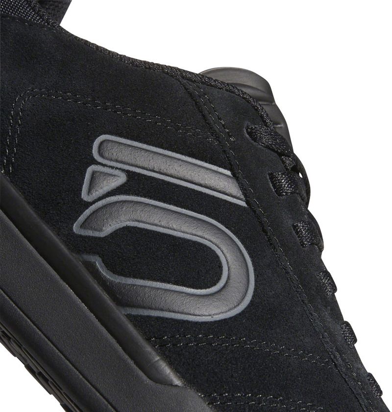 Five-Ten-Sleuth-DLX-Women-s-Flat-Shoe--Black-Gray-Six-Matte-Gold-7-SH1505-5