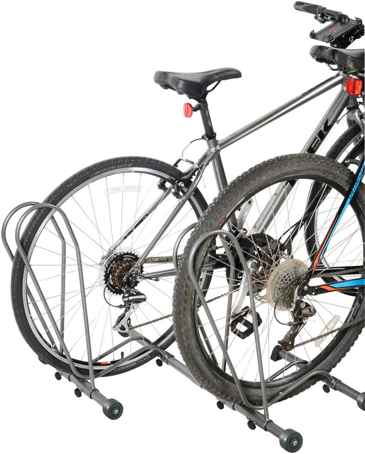 Delta-Adjustable-Floor-Stand-with-Wheels--Holds-One-Bike-DS9006-5