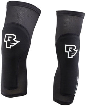 RaceFace-Charge-Knee-Pad---Stealth-LG-PG6911