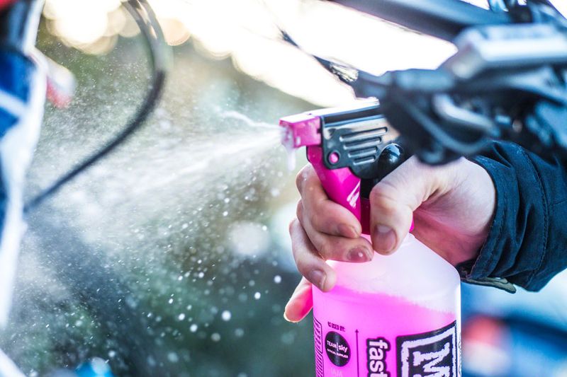 Muc-Off-Nano-Tech-Bike-Cleaner--1L-Spray-Bottle-LU0901-5