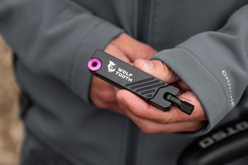 Wolf-Tooth-6-Bit-Hex-Wrench---Multi-Tool-Black
