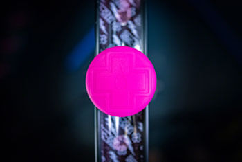 Muc-Off-Stealth-Tubeless-Tag-Holder-for-Muc-Off-Tubeless-Valves