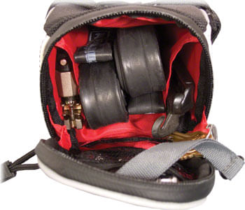 BG8106-04.jpg