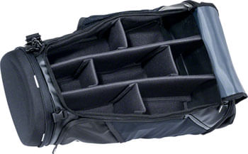 BG8304-04.jpg