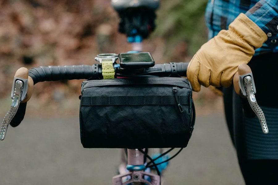 Swift Industries Bandito Bicycle Bag - Black | FastStore PDP