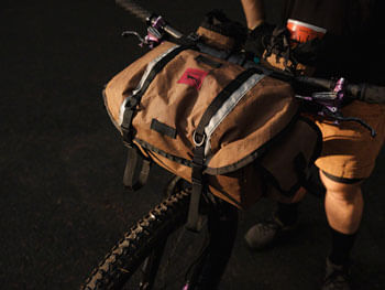 SWIFT INDUSTRIES Zeitgeist Pack - Coyote – I Like Your Bike