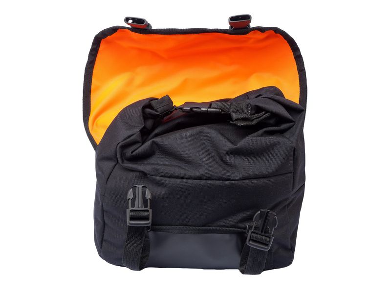 CAMBIAN_SADDLEBAG_16L_1124_05_3000x
