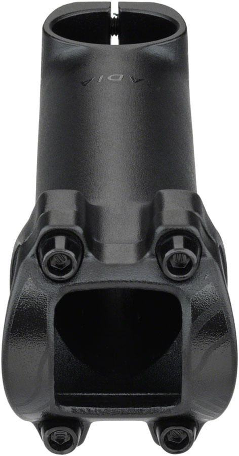 SM0756-02.jpg